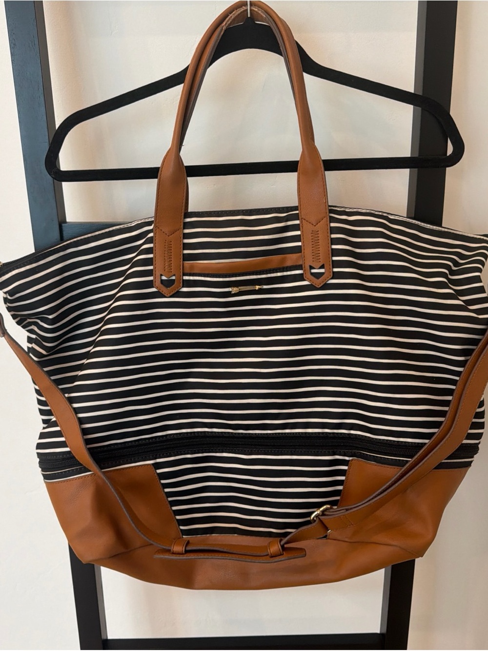 Stella & Dot Black and White Striped Travel extender with Brown faux leather